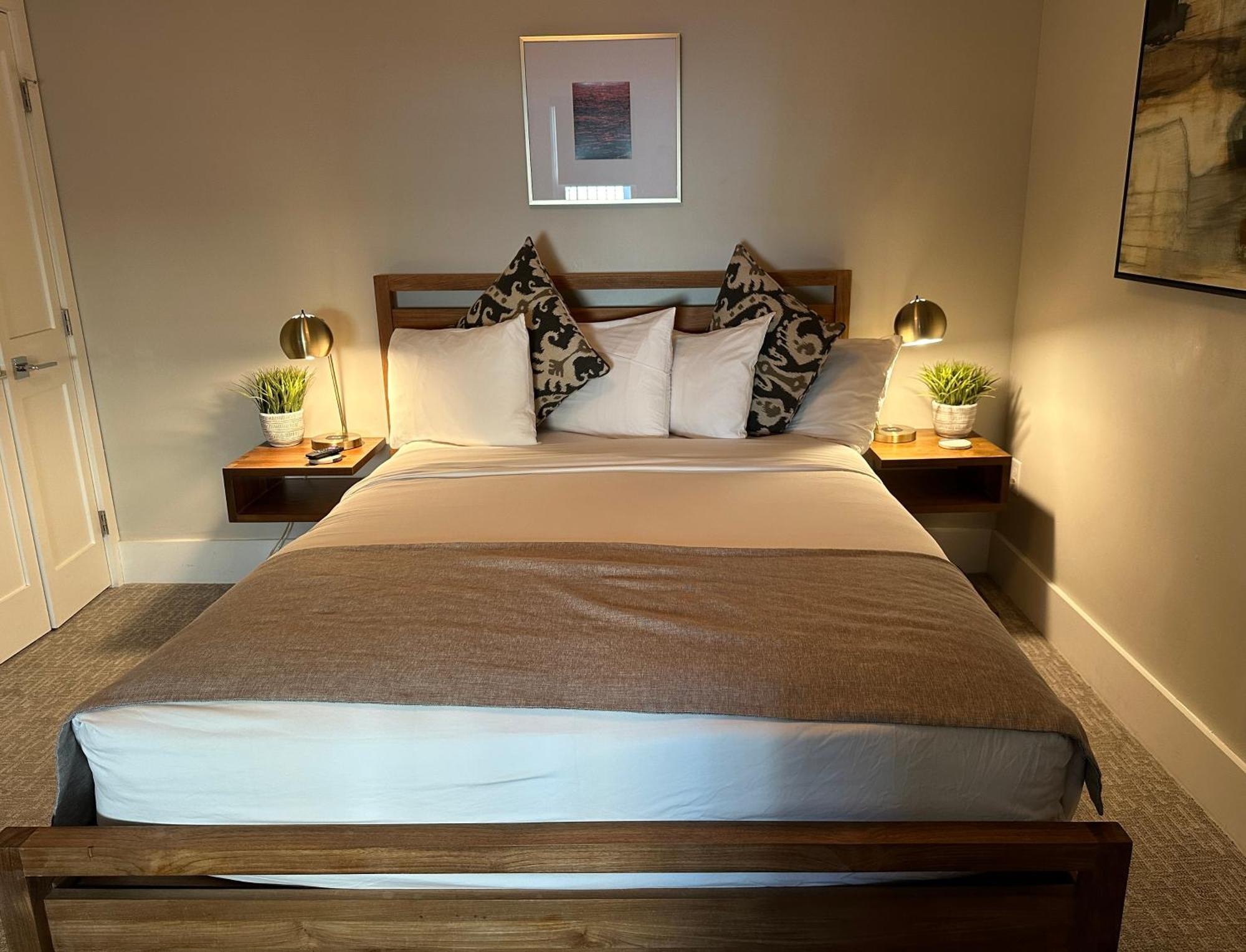 Entire Modern 7 Unit 7 Bath Boutique Inn Newport Kulesi Dış mekan fotoğraf