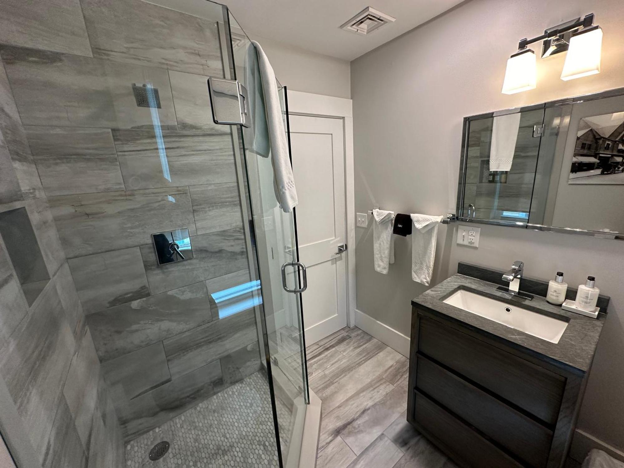 Entire Modern 7 Unit 7 Bath Boutique Inn Newport Kulesi Dış mekan fotoğraf