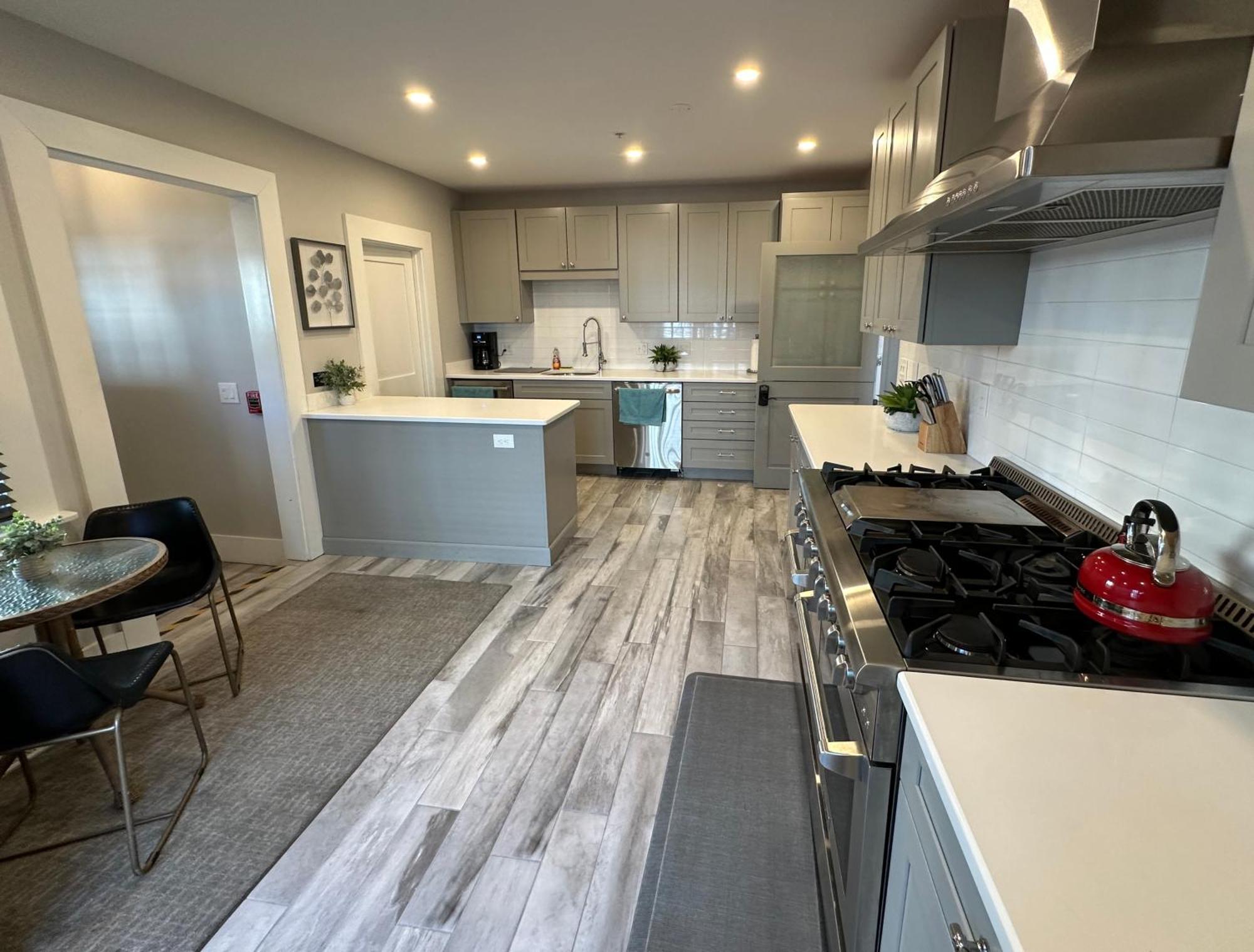 Entire Modern 7 Unit 7 Bath Boutique Inn Newport Kulesi Dış mekan fotoğraf